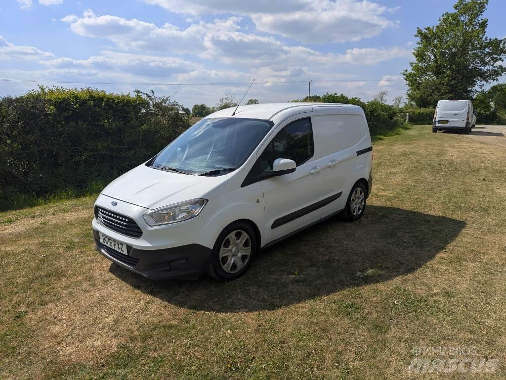 Ford Transit Connect Busy / Vany
