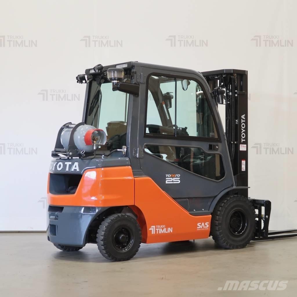 Toyota 02-8FGF25 Wózki LPG