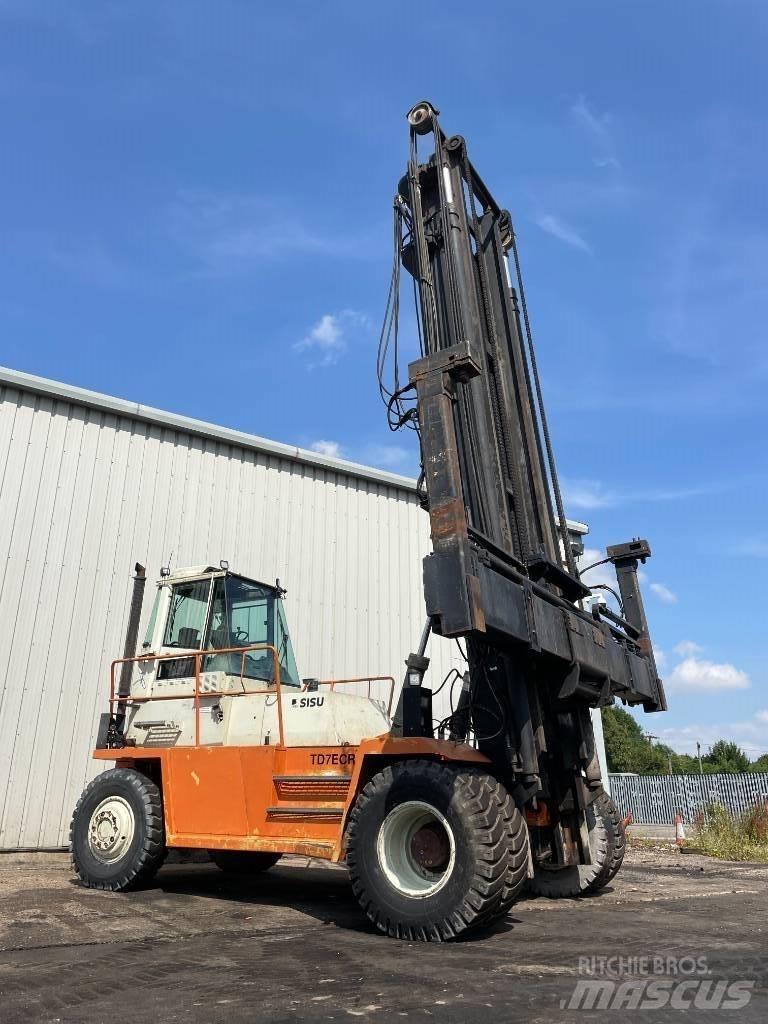 Valmet TD7ECR Wozy do składowania i transportu kontenerów