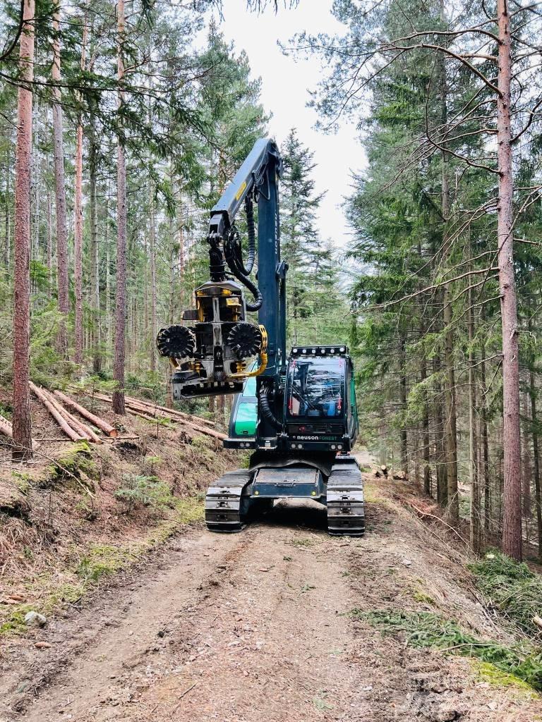 Neuson Forest 204HVT Harwestery