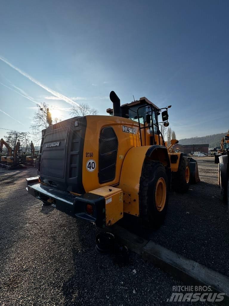 Hyundai HL 960 Ładowarki kołowe