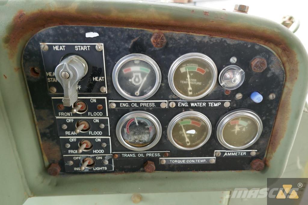 CAT D7F Ex-army Spycharki gąsienicowe