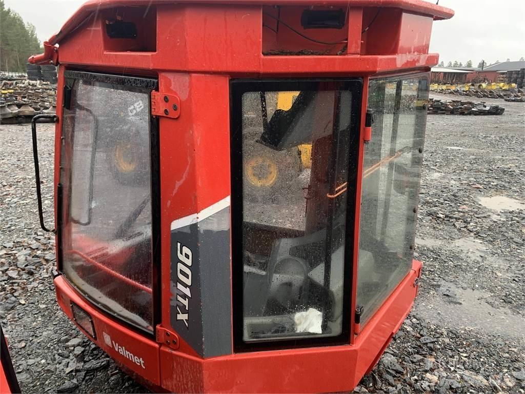 Komatsu 901TX Kabiny i wnętrze