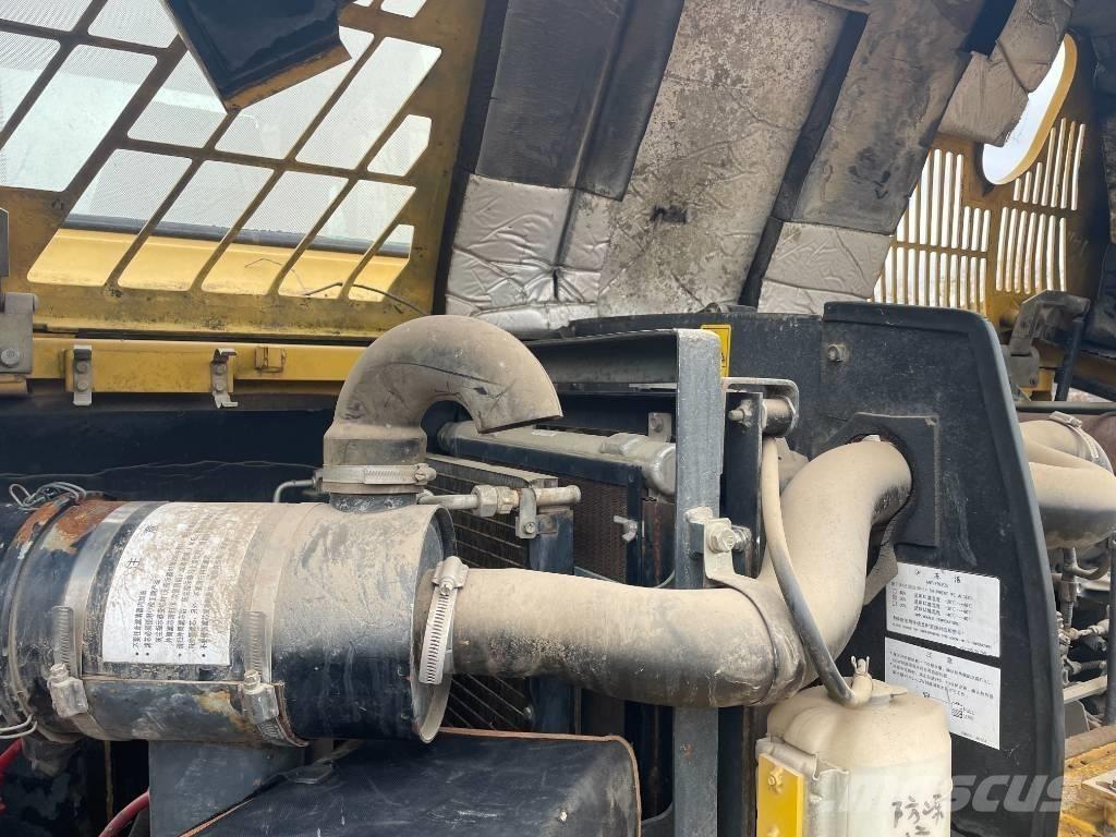 Komatsu PC 60 Koparki gąsienicowe