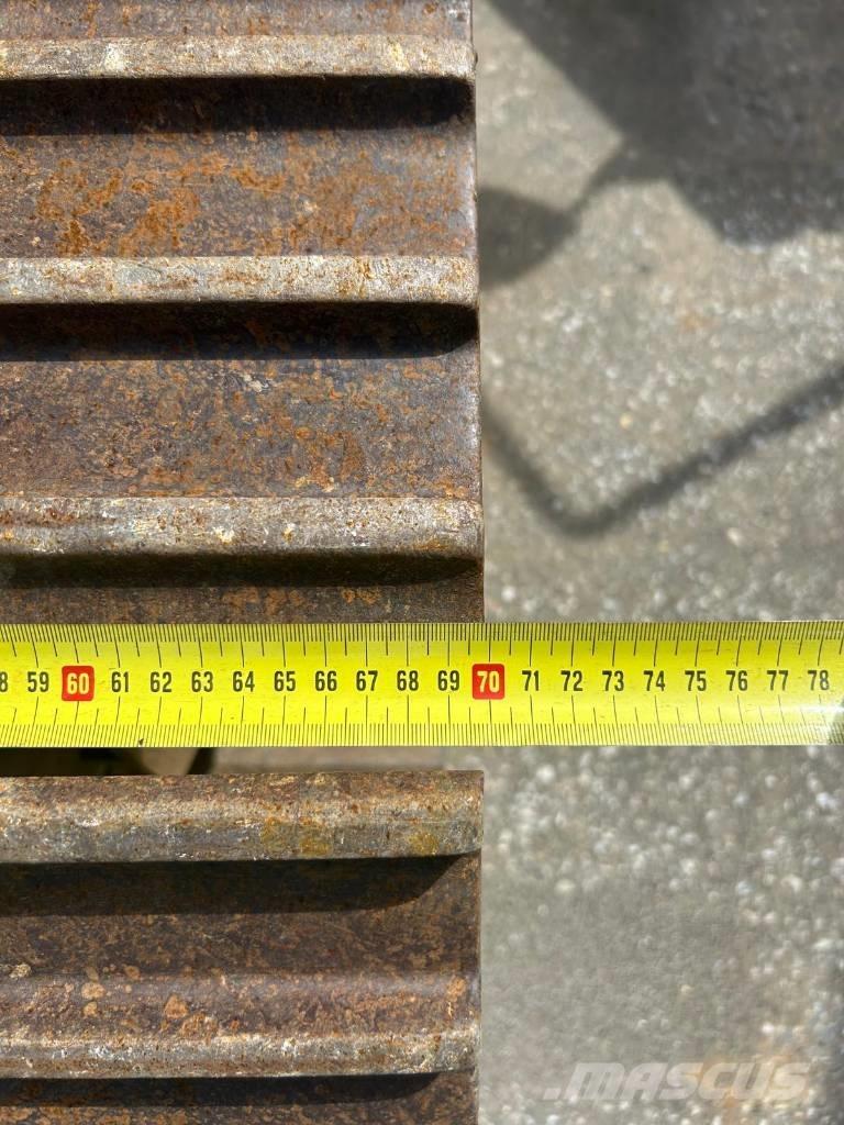 Takeuchi TB 2150 R Koparki gąsienicowe