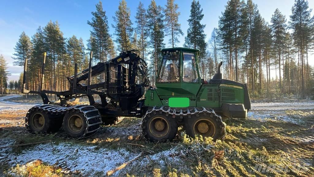 John Deere 1210G Forwardery