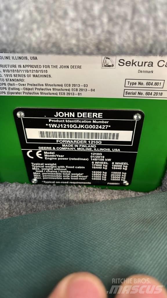 John Deere 1210G Forwardery