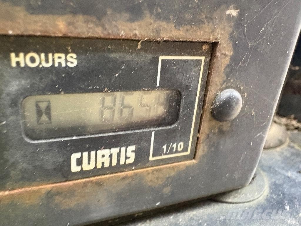 JCB 3T ST Wozidła kolebkowe