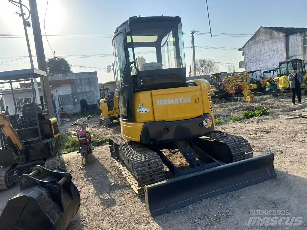 Komatsu PC 40 Koparki gąsienicowe