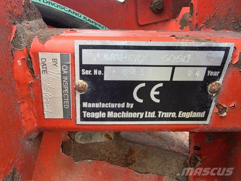 TEAGLE TOMAHAWK 5050 Rozdrabniacze, krajarki i odwijarki słomy