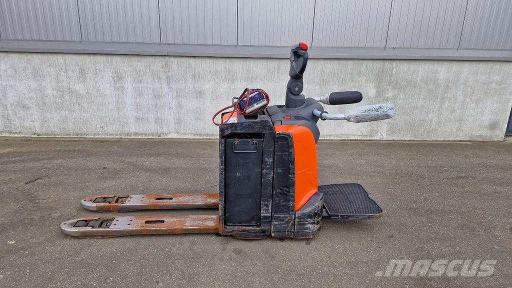 BT LPE 250 Wózki elektryczne