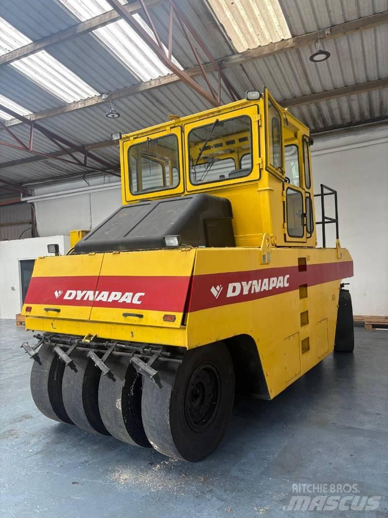 Dynapac CP 271 Walce ogumione