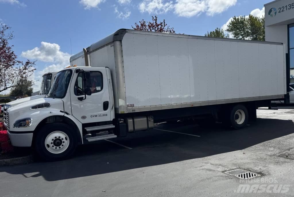 Freightliner M2 Samochody ciężarowe ze skrzynią zamkniętą