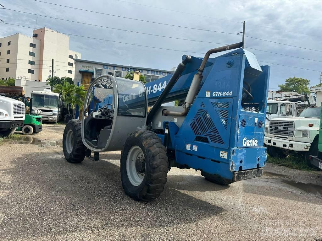 Genie GTH 844 Ładowarki teleskopowe