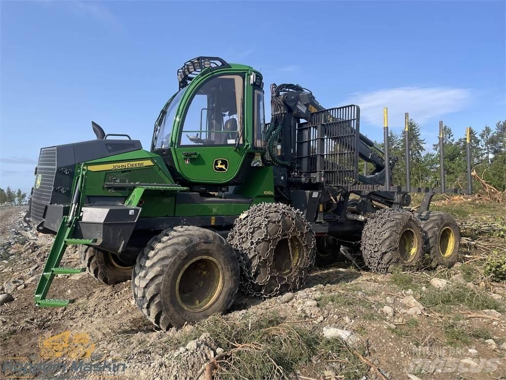 John Deere 1010G Forwardery
