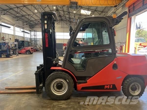 Manitou MI55 D Wózki widłowe terenowe