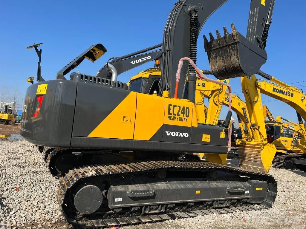 Volvo EC240DL Koparki gąsienicowe