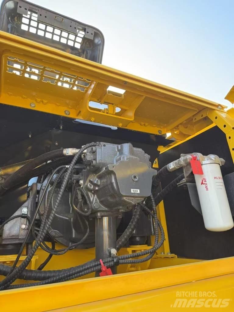 Komatsu 350LC-8 Koparki gąsienicowe