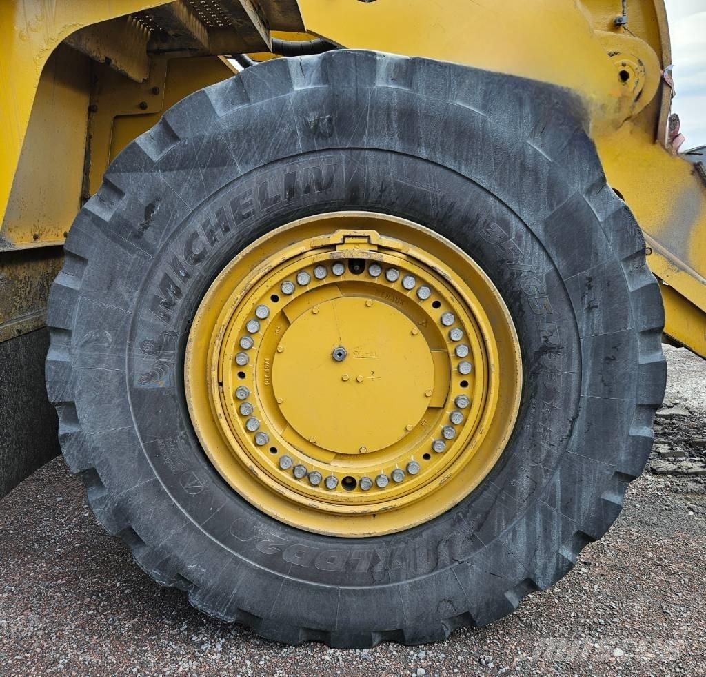 CAT 988 K Ładowarki kołowe