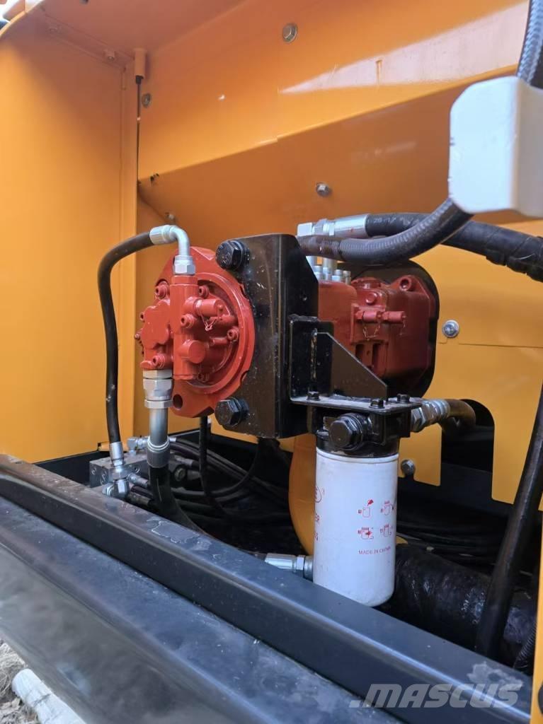 Hyundai R 220-9 S Koparki gąsienicowe