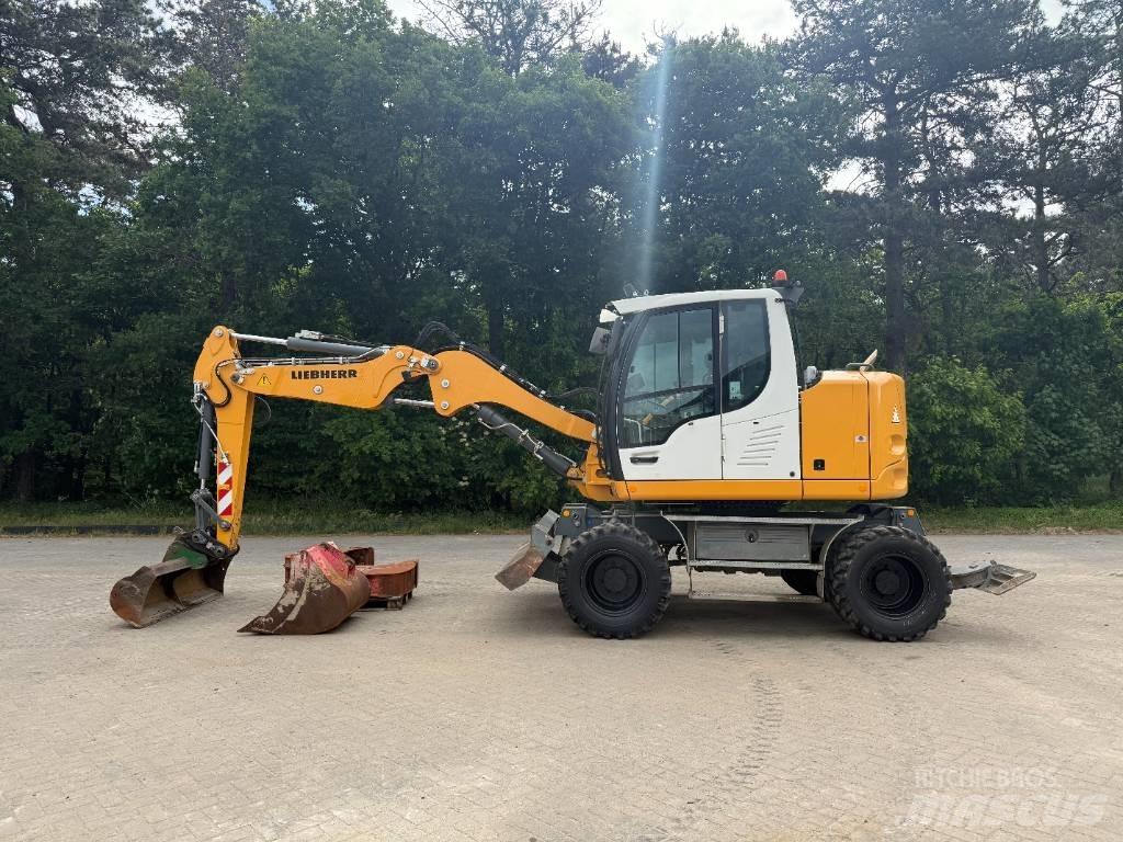 Liebherr A 910 Comp Koparki kołowe