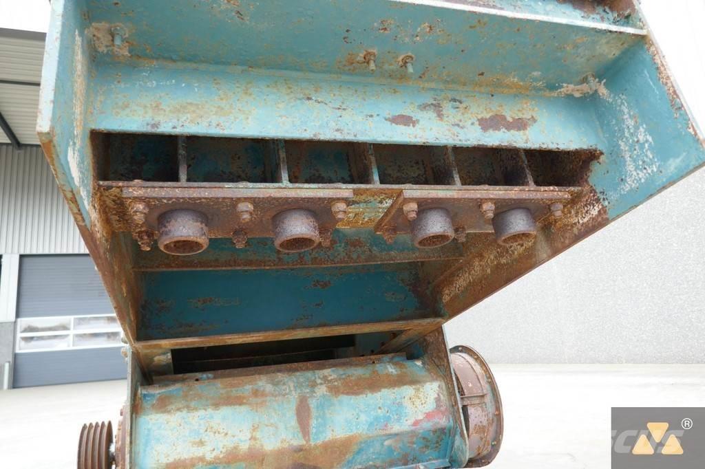 Kue-Ken Feeder Młoty hydrauliczne