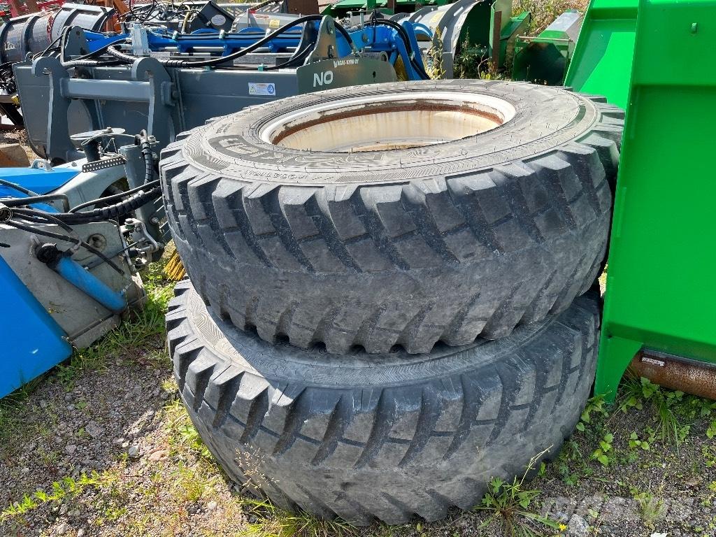 Nokian 16.9 R28 Opony, koła i felgi