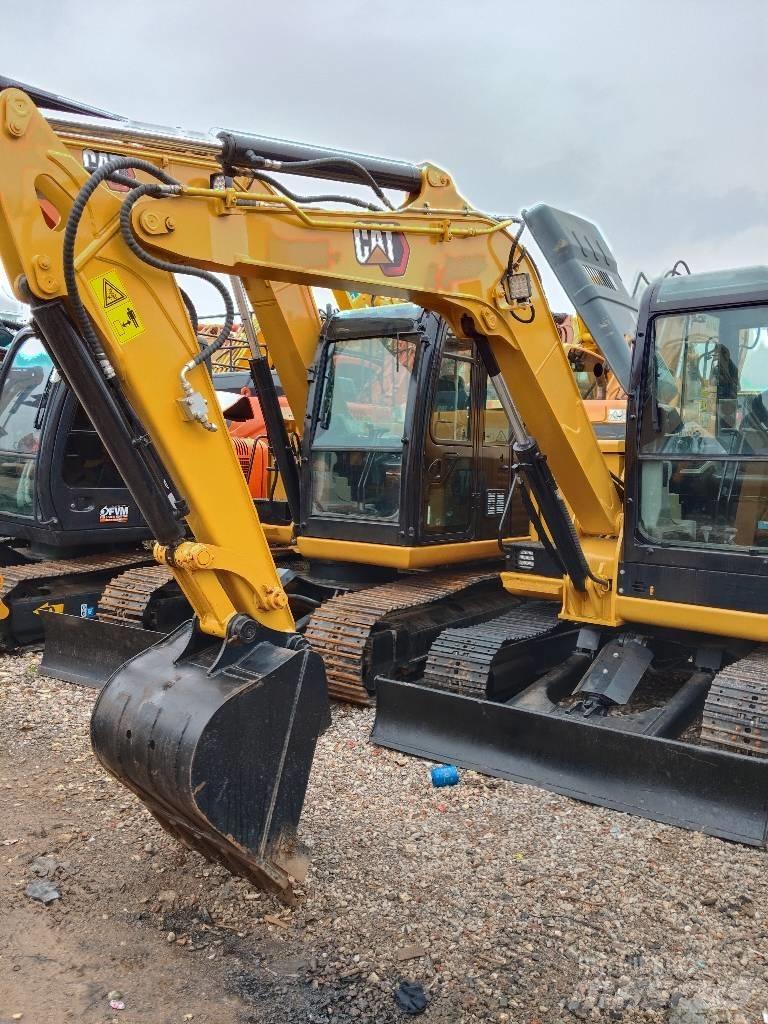 CAT 3055E Minikoparki