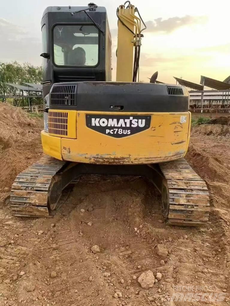 Komatsu PC78US Koparki gąsienicowe