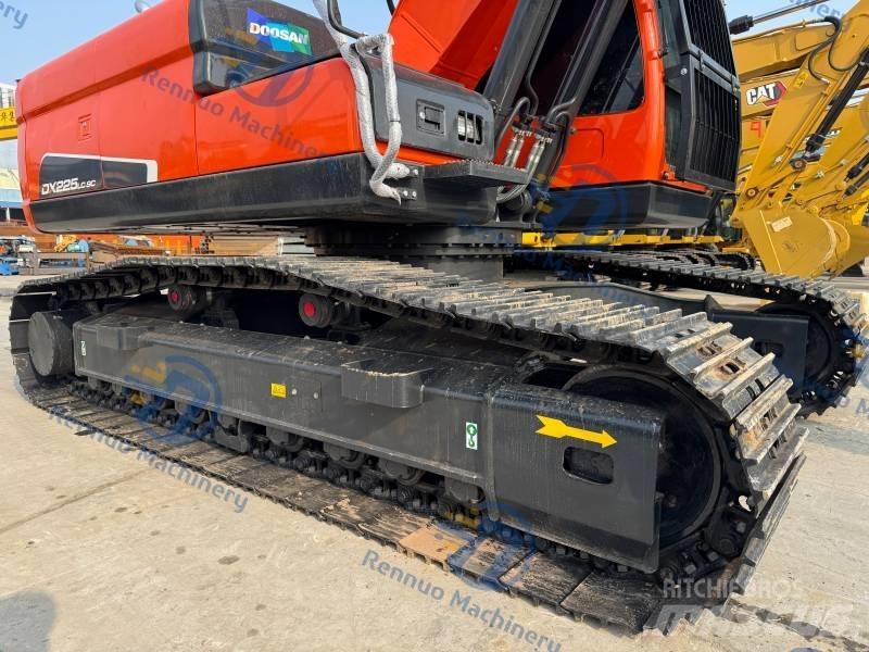 Doosan DX 225 LC-9C Koparki gąsienicowe