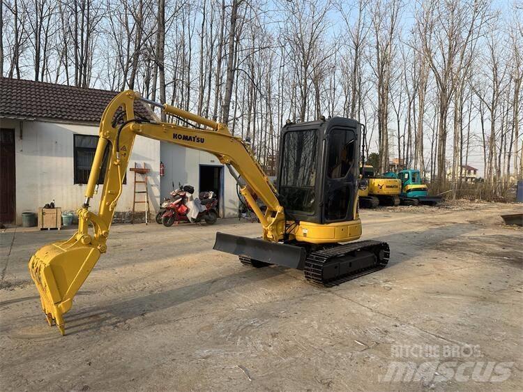 Komatsu PC35 Minikoparki