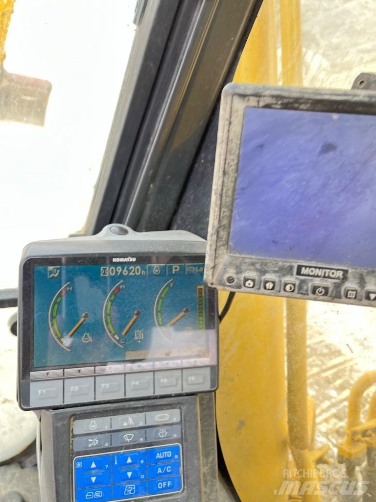 Komatsu PC 240 LC-7 Koparki gąsienicowe