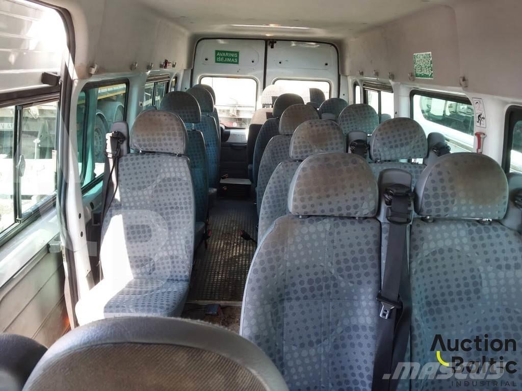 Ford Transit Inne