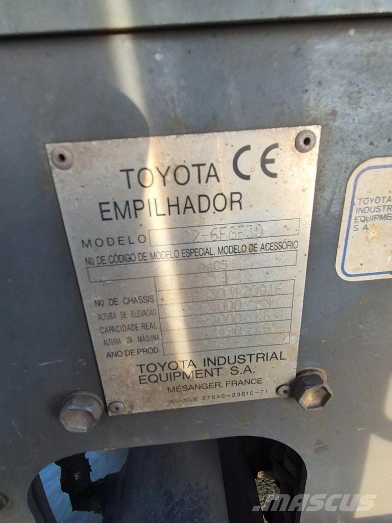 Toyota 02-6fgf30 Wózki LPG