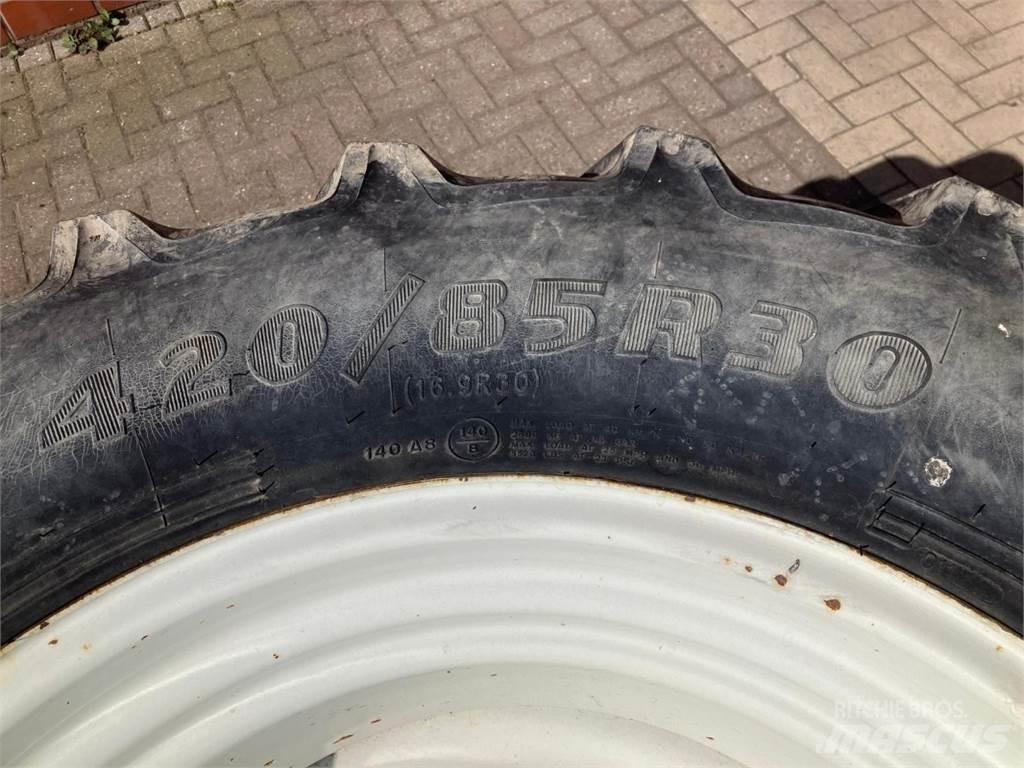 Goodyear 420/85R30 Maszyny rolnicze - Inne