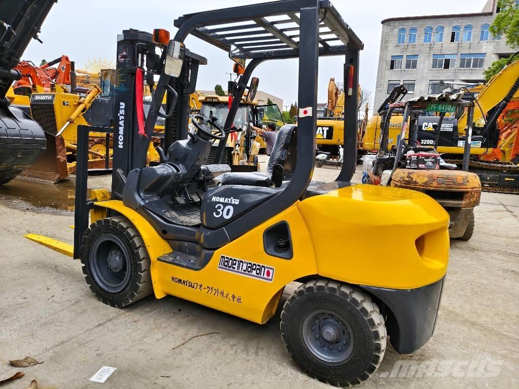 Komatsu FD30 Wózki Diesla