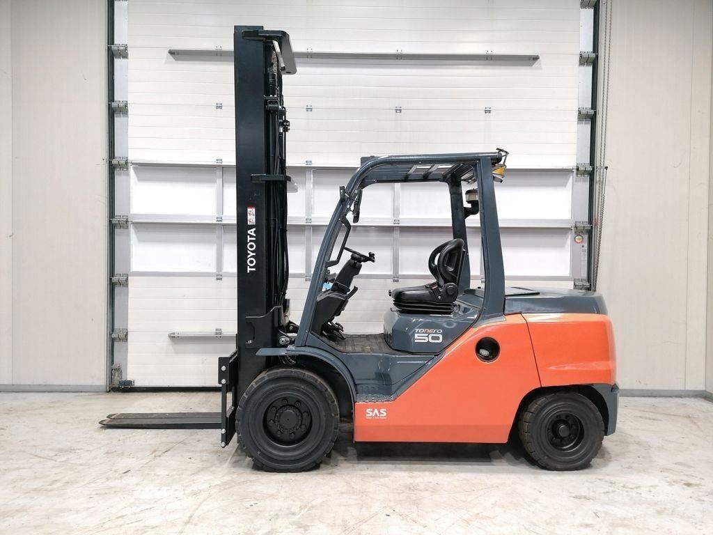Toyota 40-8FD50N Wózki Diesla