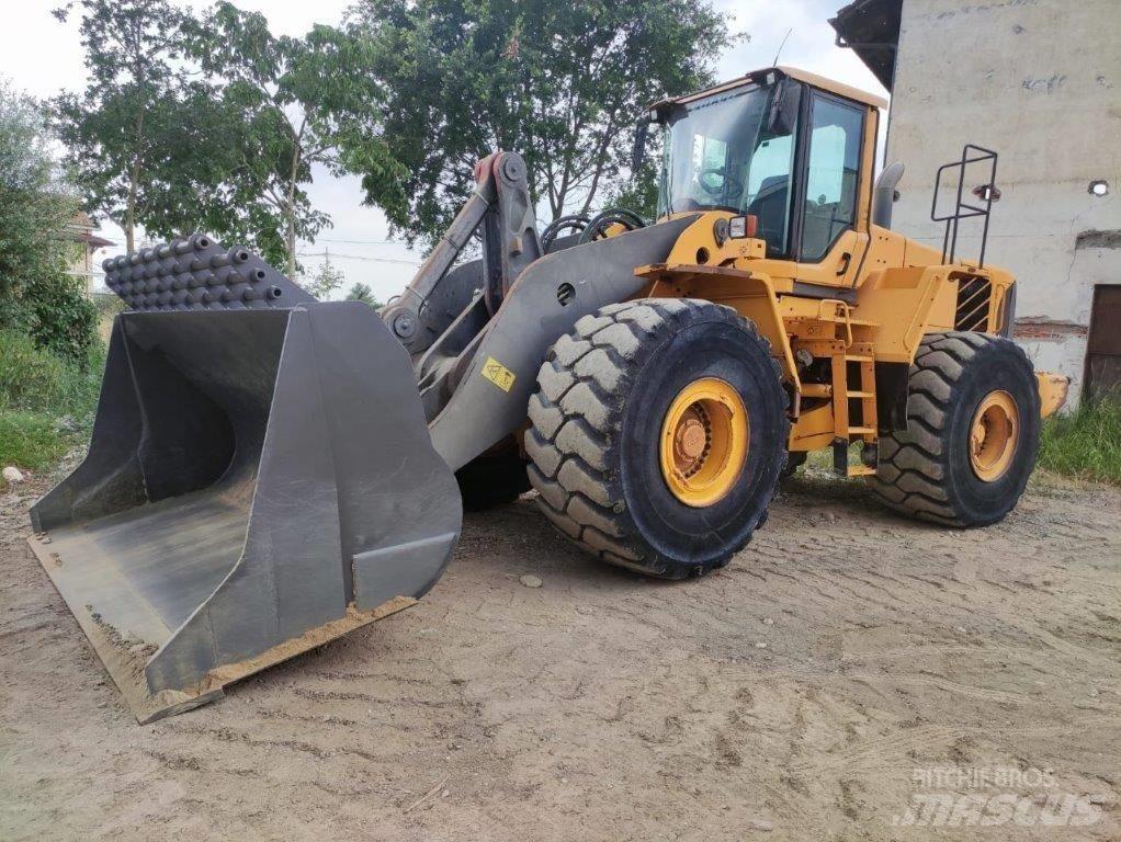 Volvo L 220 F Ładowarki kołowe