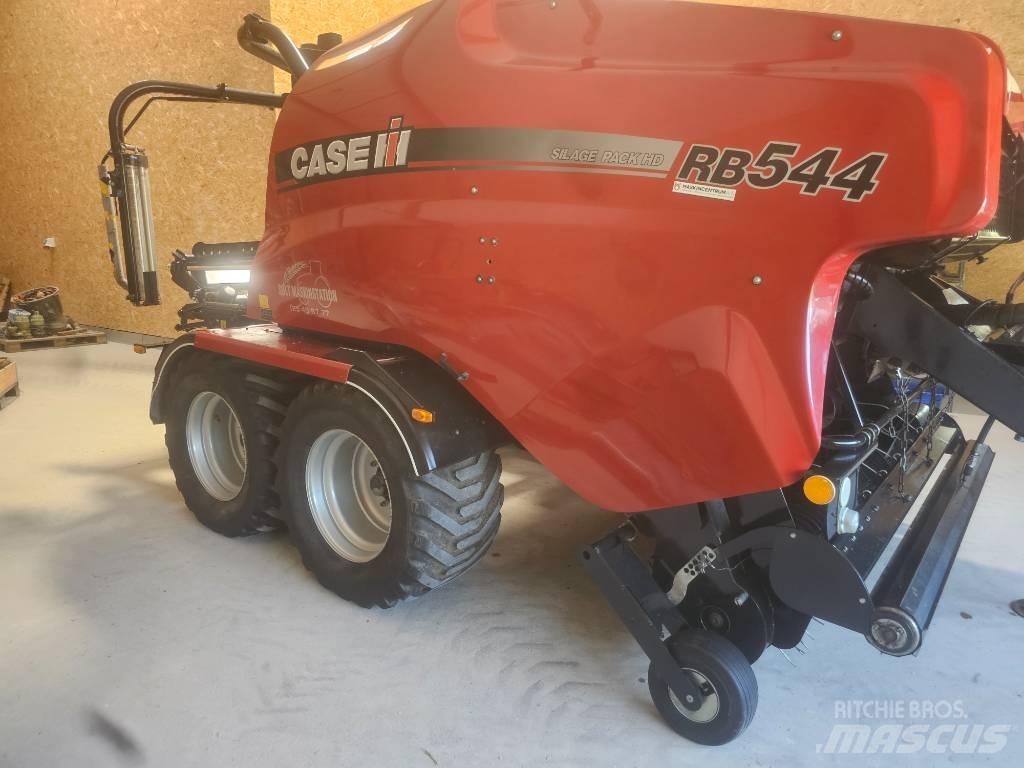 Case IH RB 544 Prasy zwijające