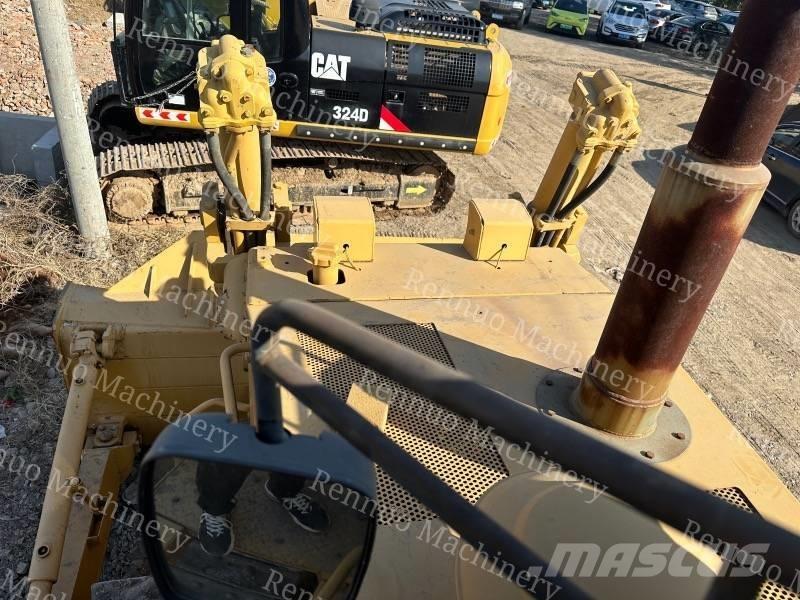 CAT D 8 R Spycharki gąsienicowe