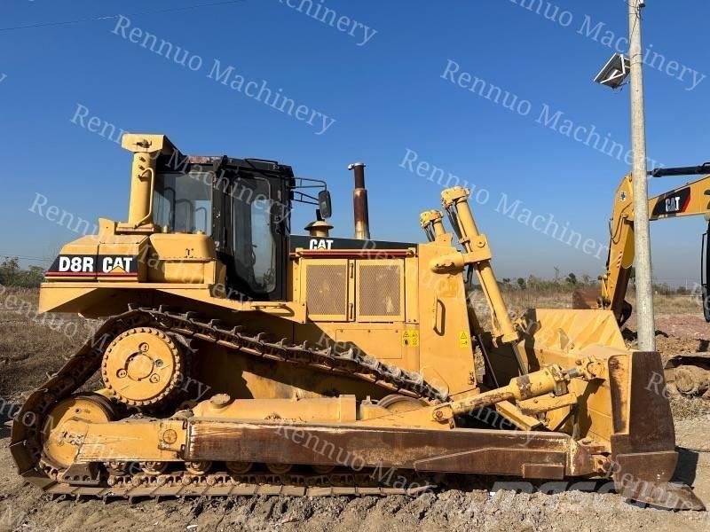 CAT D 8 R Spycharki gąsienicowe