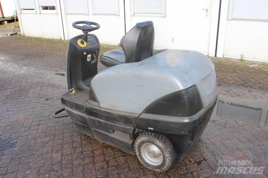 Kärcher KM 100/100 Zamiatarki - Zgarniarki - Odśnieżarki