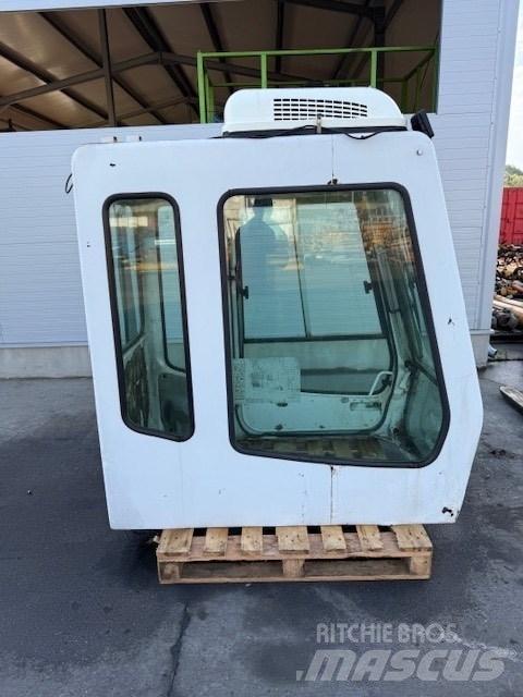 Liebherr CAB SERIE B Kabiny i wnętrze