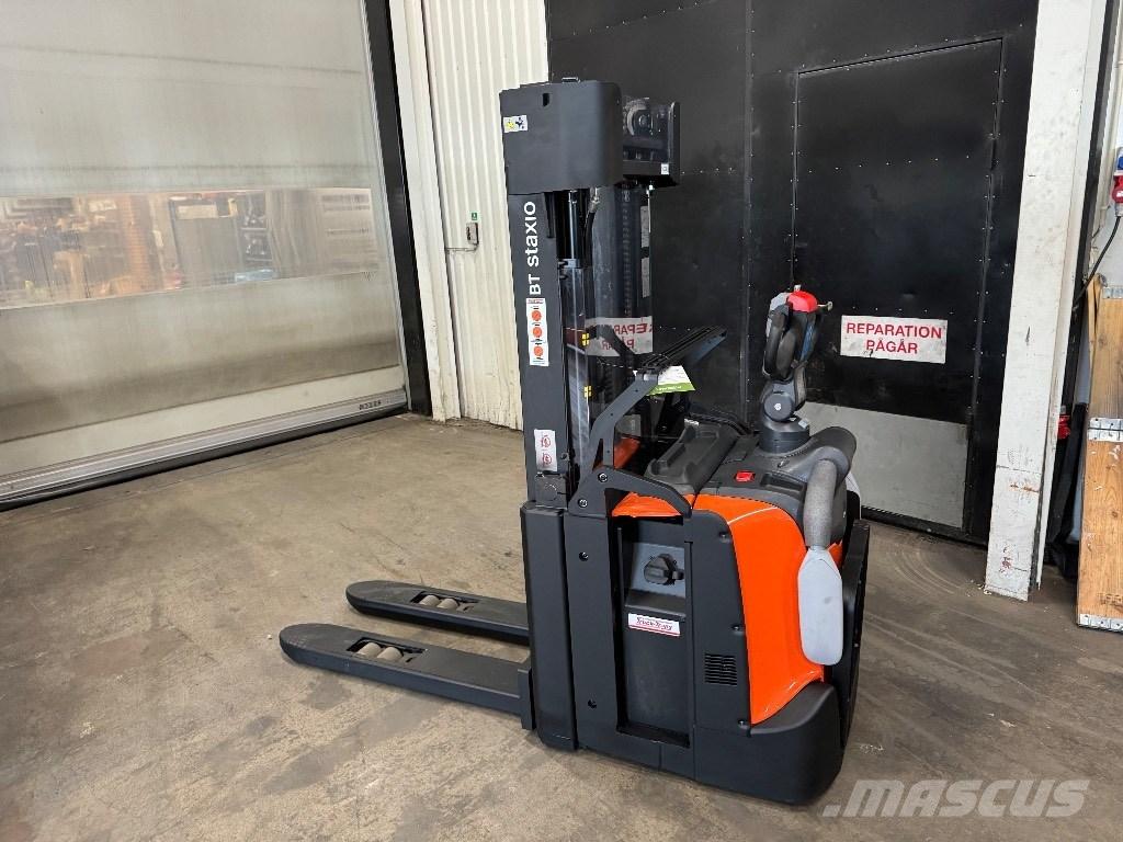 Toyota SPE140L Wózki widłowe unoszące z dyszlem