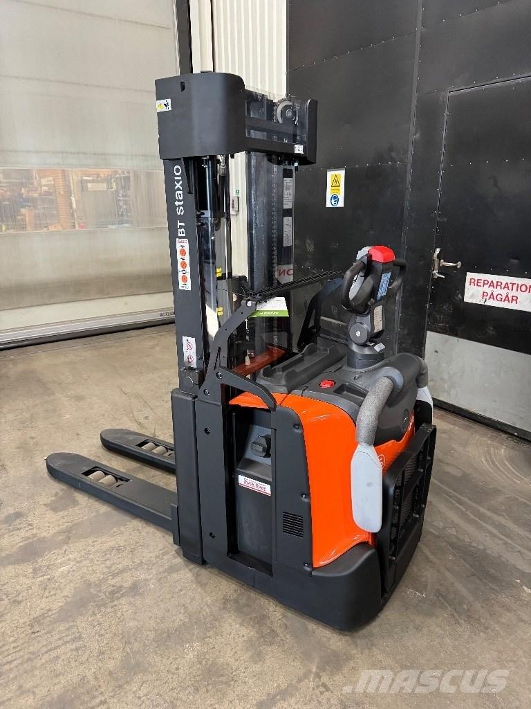 Toyota SPE140L Wózki widłowe unoszące z dyszlem