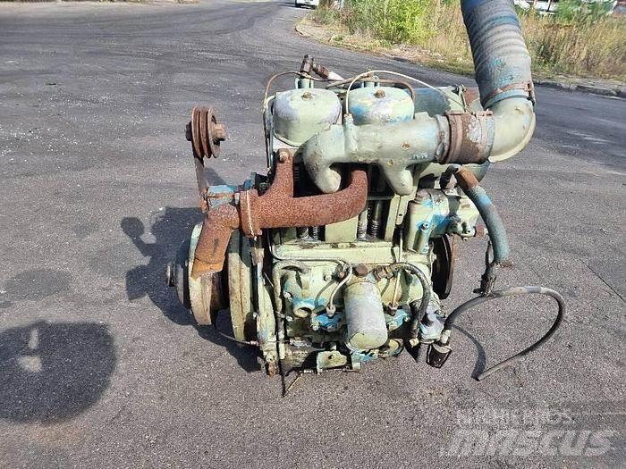  Engines F2L912 Transport - Inne