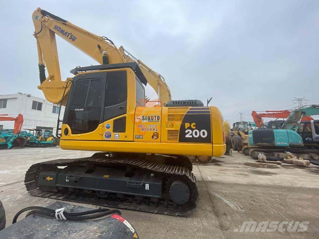 Komatsu PC 200-8 Koparki gąsienicowe