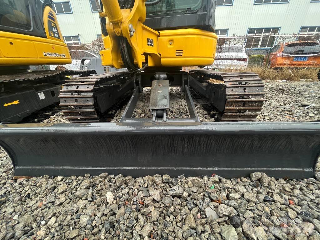 Komatsu PC 35 Koparki gąsienicowe