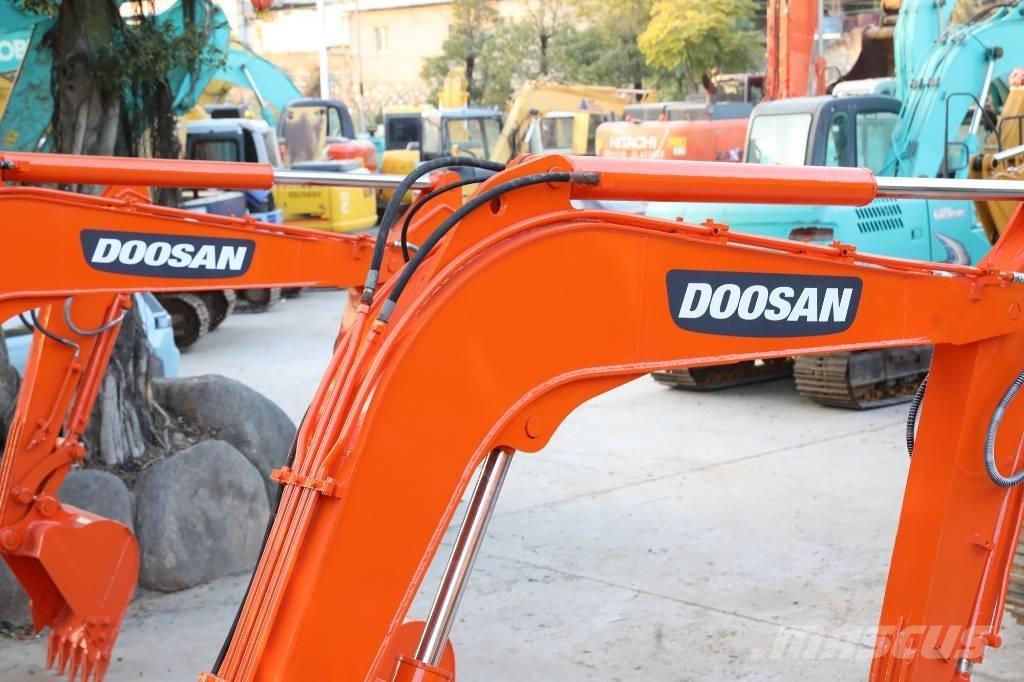 Doosan DH 60-7 Minikoparki