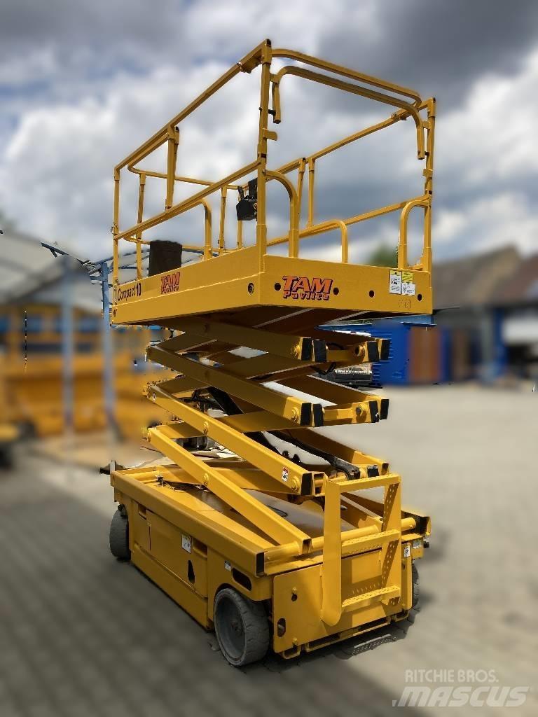 Haulotte Compact 10 Podnośniki nożycowe